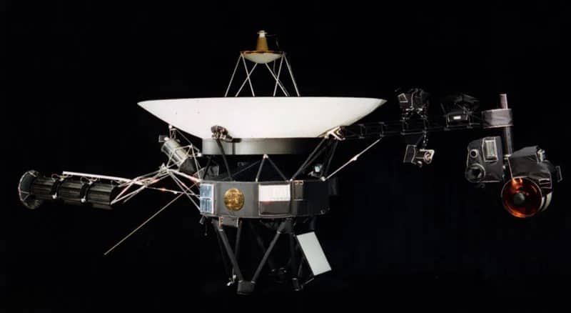 1-main-voyager_spacecraft.width-1024 (1)